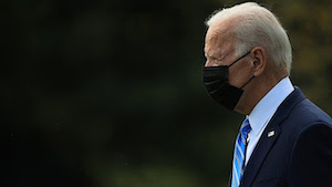 President Joe Biden wearing mask